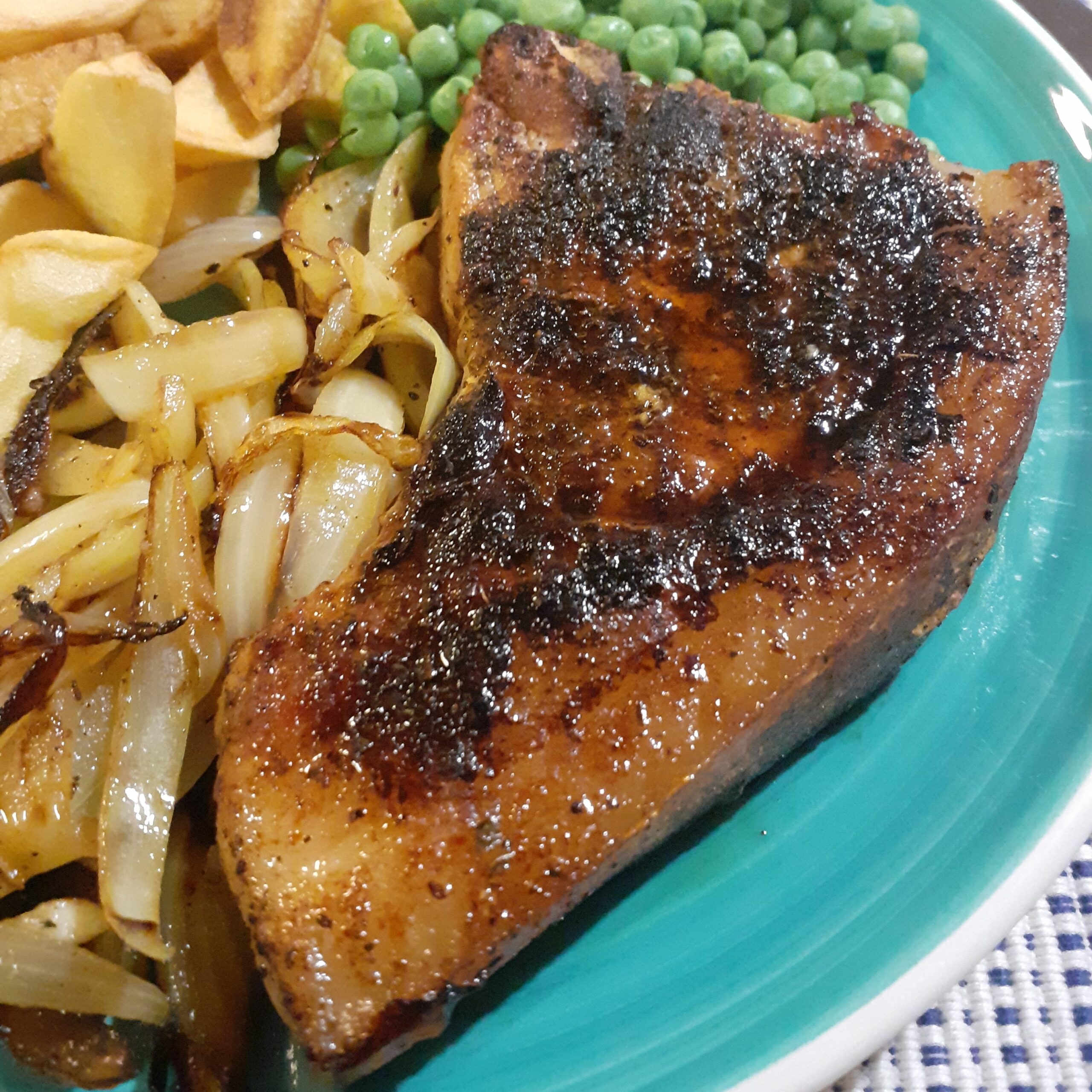 Pork chops with fennel, onion and a Case for Cooking spice rub